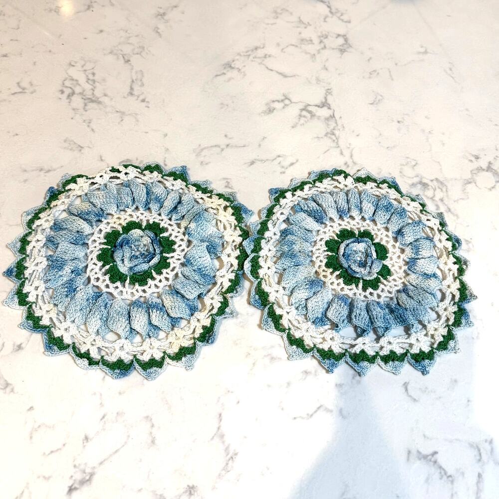 handmade vintage crochet doilies blue white floral leaf center scalloped edge